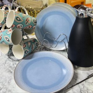 6 pcs blue plates with mugs and 2L flask