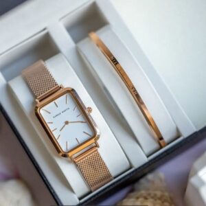 HANNAH MARTIN LADIES 1241 Watch X bracelet with Double/couple set box